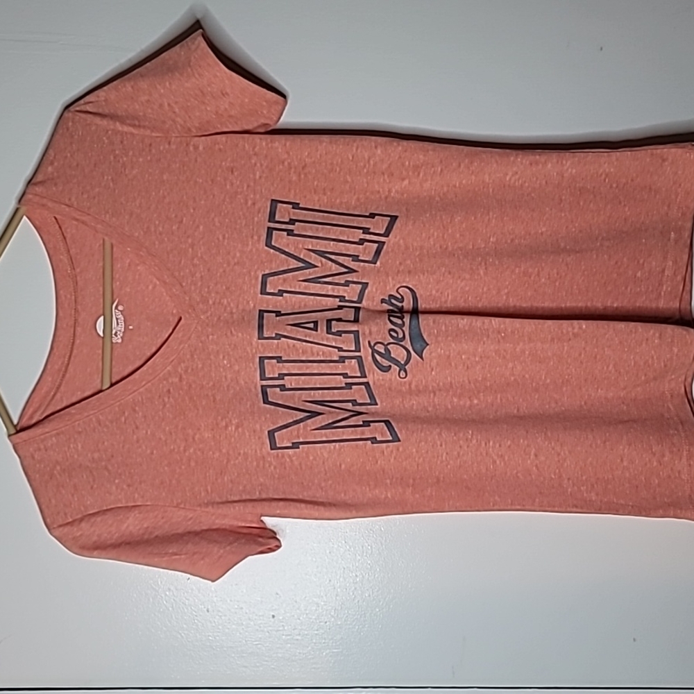 NWOT Miami Beach Fitted T Shirt